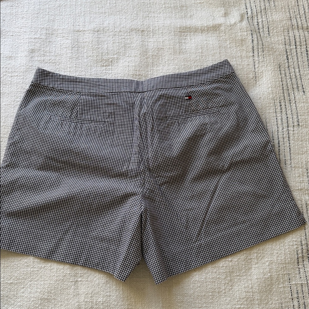 Tommy Hilfiger Black and White Checkered Women's Shorts size 10